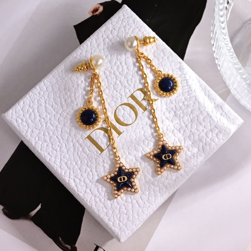 chr1st1an D10r earrings
